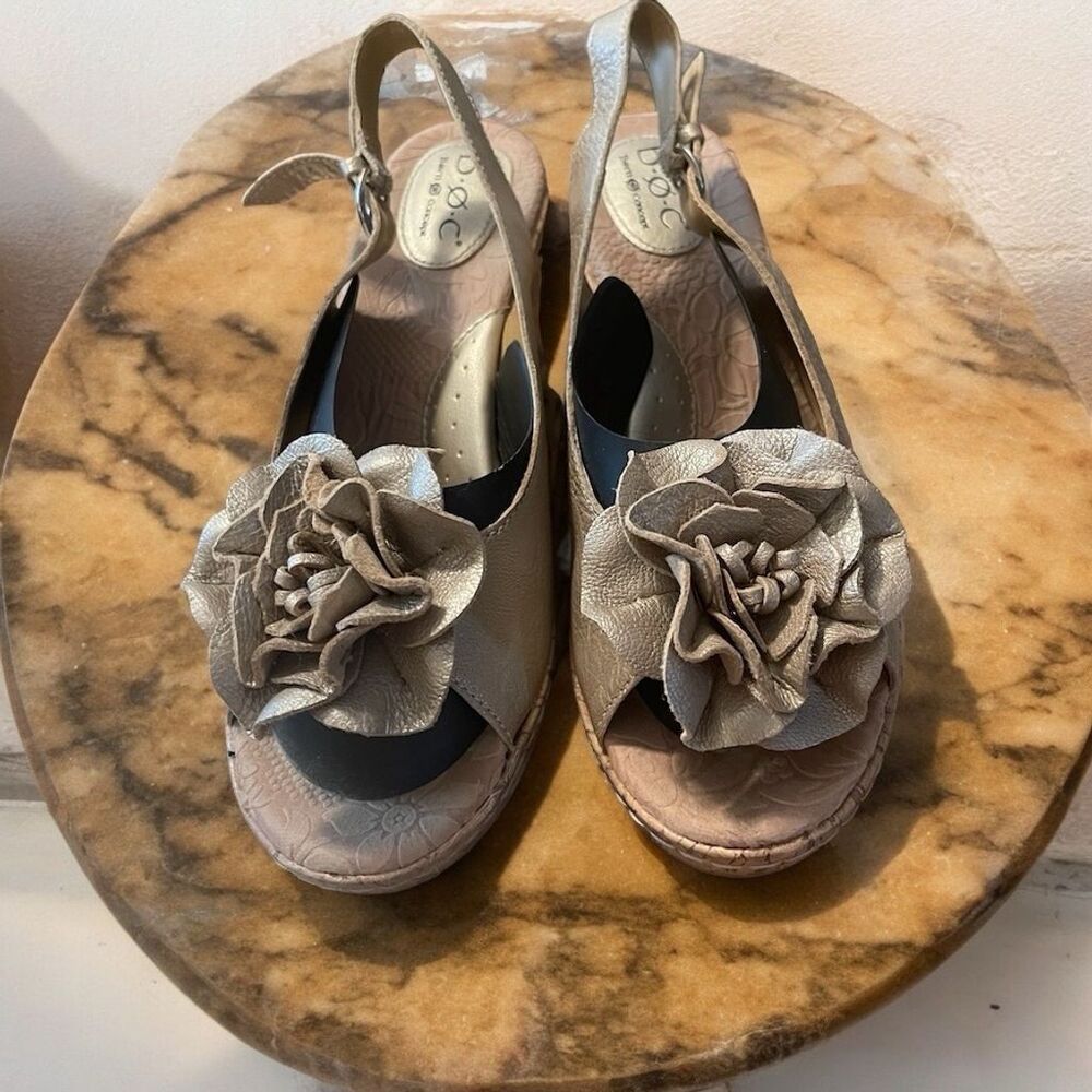 B.Ø.C. Born Concept Gold Beige Floral Cork Wedge Sandals